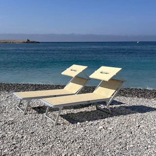 Chiavari sfida il caro spiaggia: dal Comune ombrelloni e lettini a 5 euro al giorno