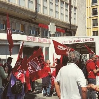 &quot;No alle lunghe attese e alle aggressioni al personale&quot;, gli operatori della sanità in corteo (Video)