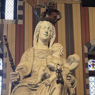 Meraviglie e leggende di Genova - La Madonna regina di Genova