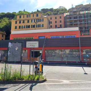 Staglieno, apertura a tappe per il mercato di piazzale Parenzo: si comincia in estate col piano terra