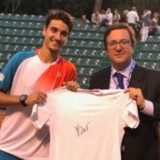 Nuovi campioni dello sport mettono all'asta cimeli per l'emergenza Morandi