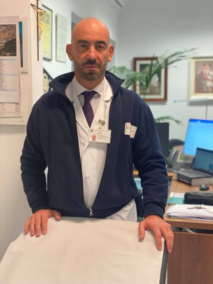 Vaccini, scontro tra Bassetti e Mattei a Piazza Pulita, il medico abbandona il collegamento: "Mai più in trasmissioni con ignoranti e ciarlatani"