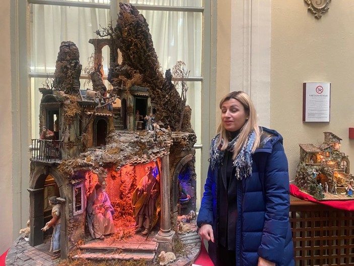 Genova chiama Napoli: inaugurato il grande presepe del maestro Carotenuto