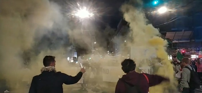 Stretta alle proteste no green pass, il viminale invia la circolare alle prefetture, movimenti sul piede di guerra