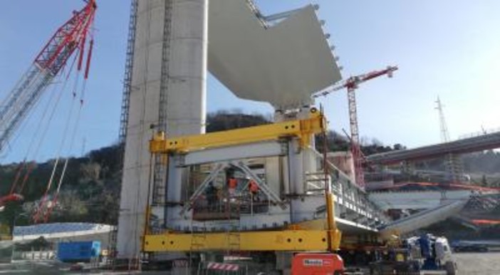 Via Fillak chiusa al traffico da domani mattina alle 7.00 per i lavori al nuovo viadotto sul Polcevera