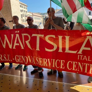 Sciopero e presidio dei lavoratori Wartsila: &quot;Lottiamo in difesa del sito di Genova&quot; (Foto e Video)