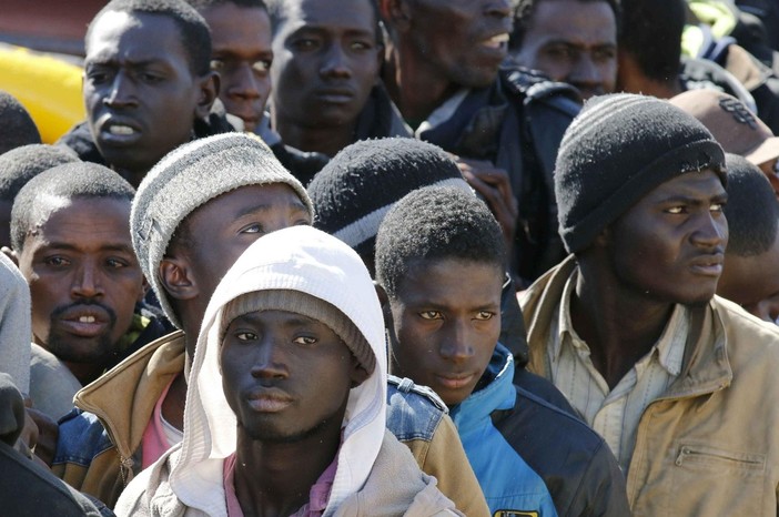 Business dei migranti a Ventimiglia: smantellata la rete dei passeur. Blitz tra Italia e Francia