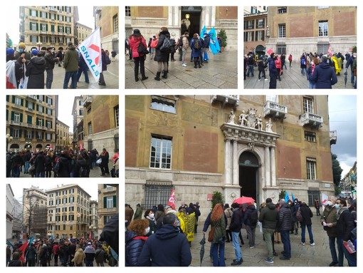 "Adesso basta, la scuola si ribella", docenti e personale in piazza contro il governo "Adesso basta, la scuola si ribella", docenti e personale in piazza contro il governo
