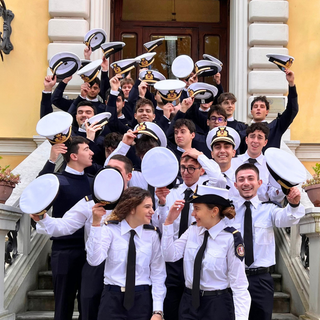 Accademia Marina Mercantile, oltre 260 posti disponibili per i nuovi corsi gratuiti Accademia Marina Mercantile, oltre 260 posti disponibili per i nuovi corsi gratuiti