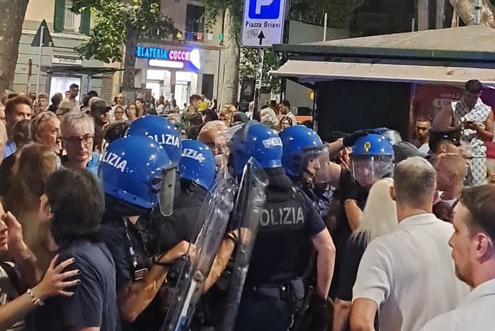 Sestri Ponente, Ceraudo: "Abbiamo perso tutti: invece di ascoltarci, ci siamo feriti" Sestri Ponente, Ceraudo: "Abbiamo perso tutti: invece di ascoltarci, ci siamo feriti"