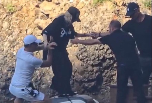 Madonna arriva a Portofino, la regina del pop ospite da Dolce e Gabbana Madonna arriva a Portofino, la regina del pop ospite da Dolce e Gabbana