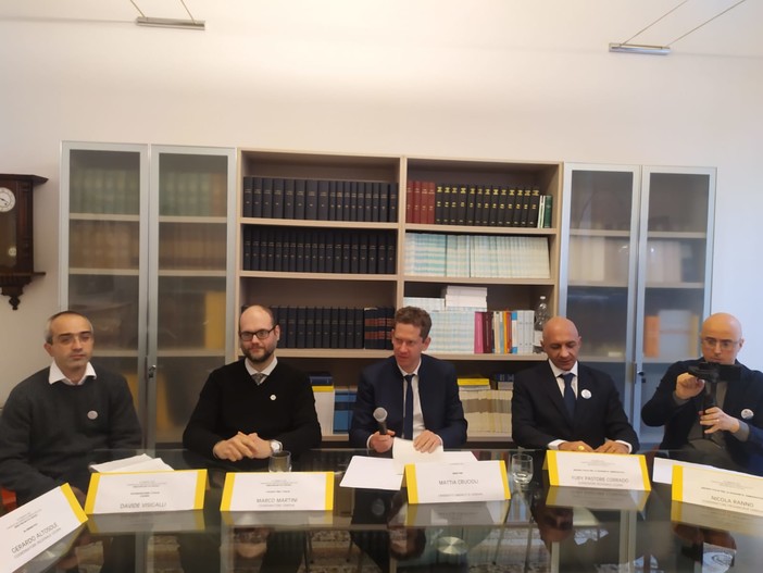 Ponte di Genova, il candidato sindaco Mattia Crucioli: "Con i familiari delle vittime, non cali l'attenzione su Aspi"