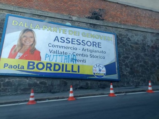 Ignoti imbrattano i manifesti elettorali dell'assessore Bordilli
