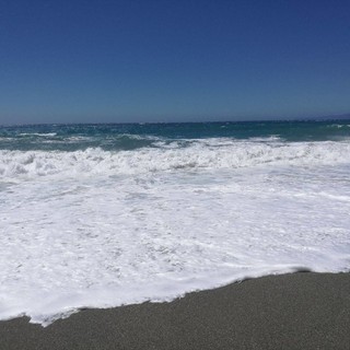 Apre una nuova spiaggia libera in Corso Italia: accordo tra Comune ed Esercito per l'estate 2026 Apre una nuova spiaggia libera in Corso Italia: accordo tra Comune ed Esercito per l'estate 2026