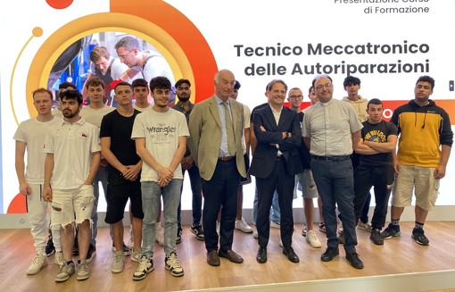 A settembre al via il nuovo corso finanziato dalla Regione per tecnici meccatronici delle autoriparazioni (Video)