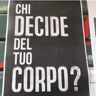 "L'aborto è sempre una sconfitta", la proposta di legge di Fdi: "Nei reparti maternità associazioni pro vita"