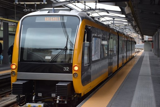 Metropolitana e impianti verticali sempre gratis per i genovesi, da oggi le novità di AMT