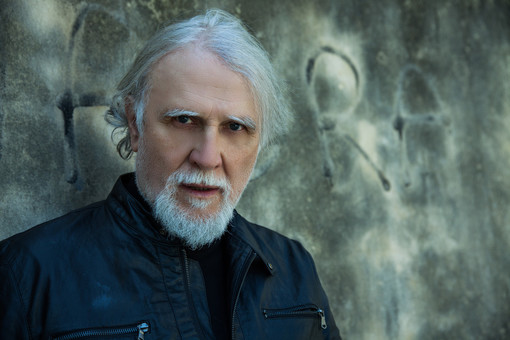 Teatro Pubblico Ligure: la stagione estiva tra comicità e mito