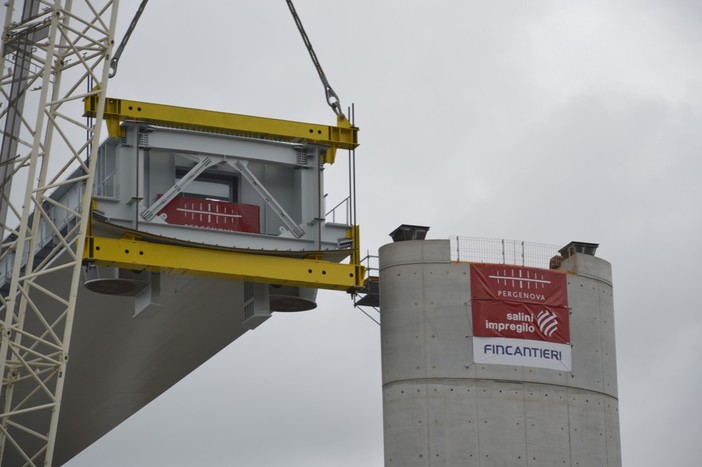 Ponte per Genova: un altro operaio infortunato