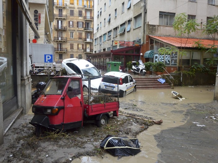 L'allarme di Confcooperative: aumentata la percentuale di Comuni a rischio frane e inondazione L'allarme di Confcooperative: aumentata la percentuale di Comuni a rischio frane e inondazione