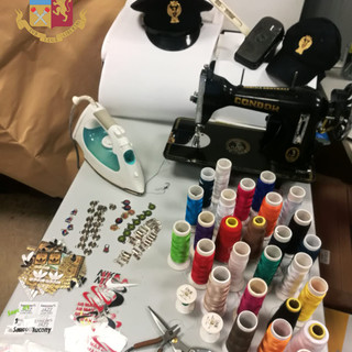 Laboratorio della contraffazione scoperto in centro storico