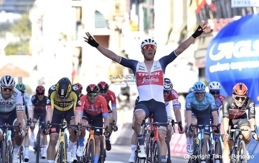 Il 19 marzo la Milano-Sanremo ritroverà il suo percorso storico, Berrino: "Grande soddisfazione, vantaggio per la promozione turistica" Il 19 marzo la Milano-Sanremo ritroverà il suo percorso storico, Berrino: "Grande soddisfazione, vantaggio per la promozione turistica"