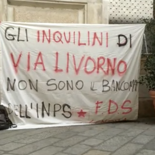 Residenti di via Livorno in presidio davanti a Palazzo Tursi (Video)