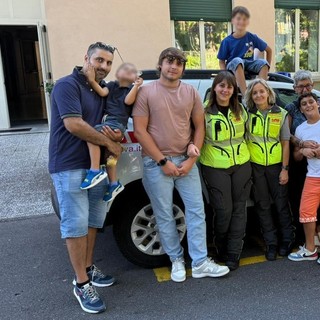 Bimbo salvato da arresto cardiaco: l’abbraccio di Matteo agli eroi del 118 di Genova