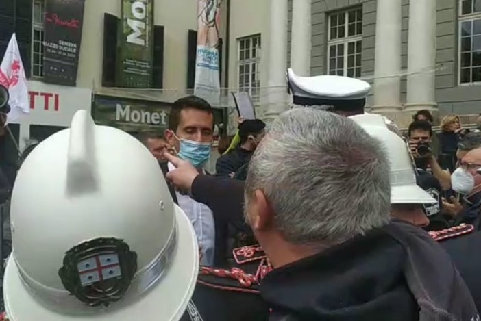 25 Aprile, Anpi contro Crucioli: "Chi fischia per bieco calcolo elettorale non merita nulla" 25 Aprile, Anpi contro Crucioli: "Chi fischia per bieco calcolo elettorale non merita nulla"
