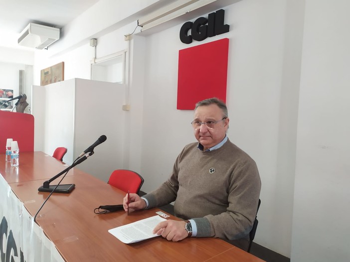 Cgil, il neo segretario regionale Calà si presenta: "Serve recuperare il rapporto con i lavoratori, sindacato oggi deve saper parlare ai riders" (Video) Cgil, il neo segretario regionale Calà si presenta: "Serve recuperare il rapporto con i lavoratori, sindacato oggi deve saper parlare ai riders" (Video)