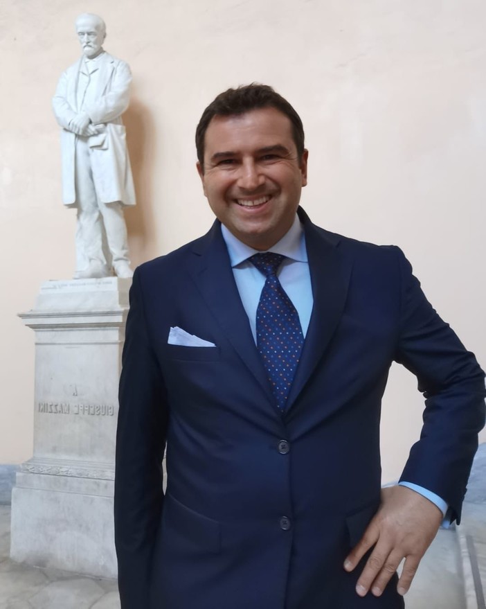 Genova, il consiglio approva la mozione di Mascia sull'asse Genova-Londra per i 150 anni dalla morte di Mazzini Genova, il consiglio approva la mozione di Mascia sull'asse Genova-Londra per i 150 anni dalla morte di Mazzini