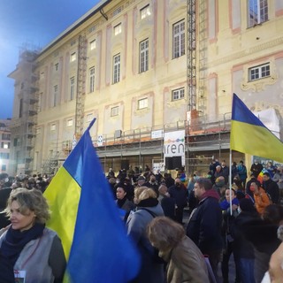 Ucraina, Toti: “Pronti numero verde, portale bilingue, lezioni di italiano e 26 sportelli”
