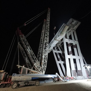 Demolizione di ponte Morandi: le immagini delle operazioni notturne sulla pila 8