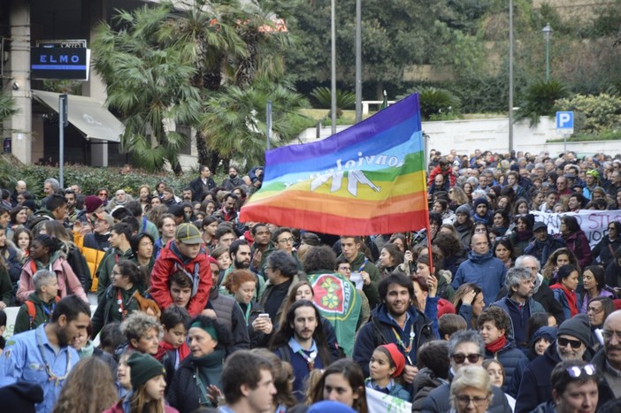Pastorino: &quot;Domani alle 18 in piazza a Genova per il presidio Stand Up 4 Rojava”