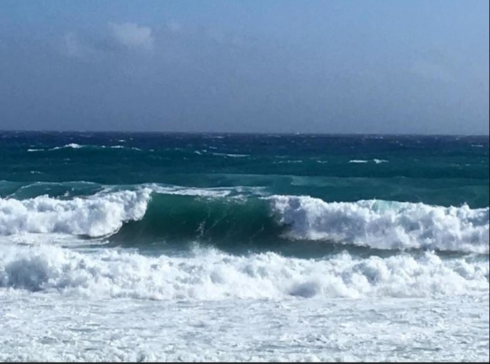 Ancora temporali e mareggiate sulla Liguria. In vista un calo delle temperature
