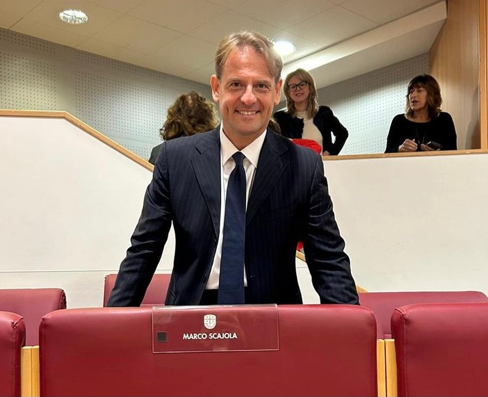 Bucci sindaco della Liguria, assessore Scajola: "Siano legge cinque anni di amministrazione nel proprio comune per essere parlamentari"
