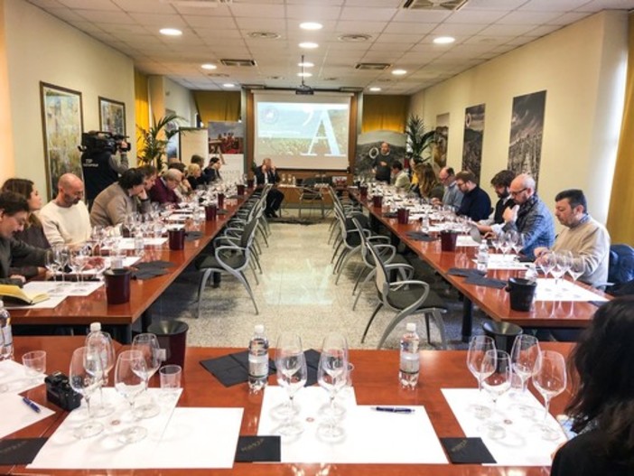I profumi delle bollicine a 45 giorni dalla vendemmia: al via “Asti & Moscato Experience” I profumi delle bollicine a 45 giorni dalla vendemmia: al via “Asti & Moscato Experience”