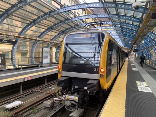 La metropolitana di Genova cerca sponsor, servono fondi per “un miglioramento della mobilità, della qualità dell’aria e della pulizia della città” La metropolitana di Genova cerca sponsor, servono fondi per “un miglioramento della mobilità, della qualità dell’aria e della pulizia della città”