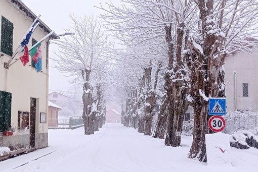 Neve, le precipitazioni continueranno nel pomeriggio per poi cessare in serata