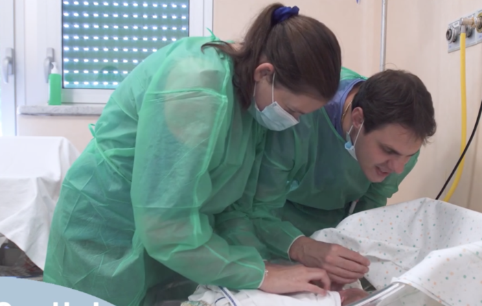 Al Gaslini gli influencer Shadia e Seba con la piccola Nicole: "E' un'immensa famiglia"