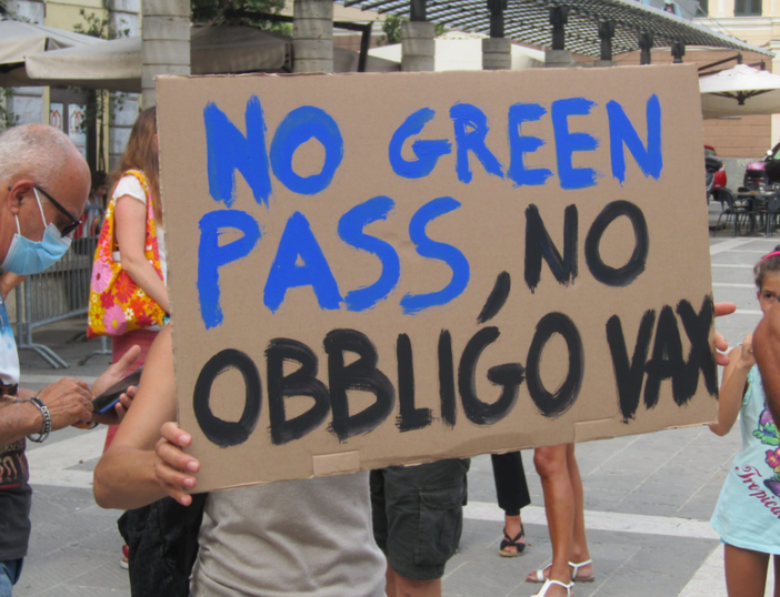 Covid, quasi 68mila i liguri over 50 che dovranno mettersi in regola con l'obbligo vaccinale Covid, quasi 68mila i liguri over 50 che dovranno mettersi in regola con l'obbligo vaccinale