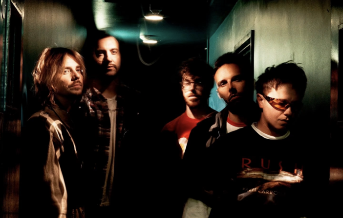 La parola a Disco Club, le uscite della settimana - I Nothing But Thieves ritrovano le origini con Stray Dogs La parola a Disco Club, le uscite della settimana - I Nothing But Thieves ritrovano le origini con Stray Dogs