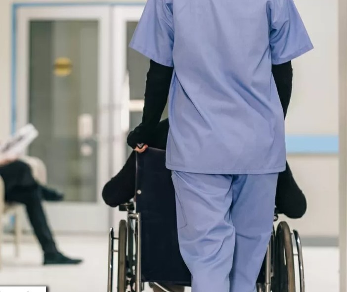 Sanità, sindacati in stato di agitazione: “Sistema al collasso, pronti allo sciopero”