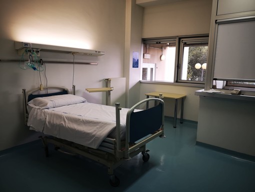 Coronavirus: 10 decessi nelle ultime 24 ore negli ospedali di Genova