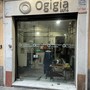 Centro Storico, dalla ex macelleria di famiglia al laboratorio di vestiti ‘quasi su misura’: nasce “Ogigia” Centro Storico, dalla ex macelleria di famiglia al laboratorio di vestiti ‘quasi su misura’: nasce “Ogigia”