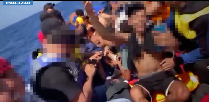 Traffico di migranti tra Tunisia e Italia, eseguite dieci misure cautelari: sgominata organizzazione transnazionale