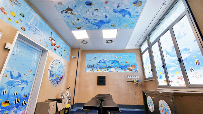 'I colori del mare': inaugurato il nuovo murale al Gaslini 'I colori del mare': inaugurato il nuovo murale al Gaslini
