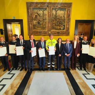 Genova onora i suoi cittadini: consegnate le Onorificenze al Merito della Repubblica