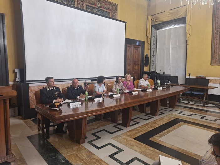 Nasce l’Osservatorio regionale sulle periferie: "Un’azione corale per contrastare disagio e marginalità" Nasce l’Osservatorio regionale sulle periferie: "Un’azione corale per contrastare disagio e marginalità"