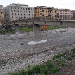 Completata la messa in sicurezza della passerella su Bisagno davanti alla scuola Da Passano